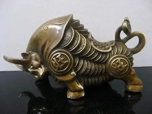 

15.5CM Collectible wealth luck TIBETAN BRASS BRASS BULL STATUE Vintage old copper wholesale Decoration real Brass