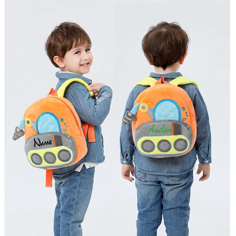 Mochilas escolares con dibujos animados en 3D para niños, mochilas de felpa con nombre personalizado para guardería, camiones y coches