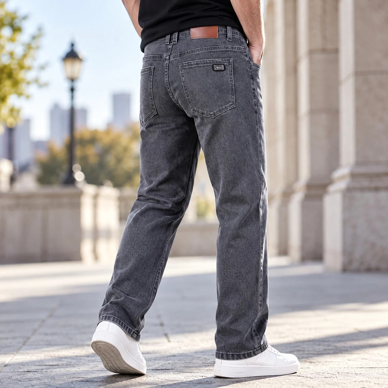 Casual Relaxed Fit Men Jeans with Straight Leg Mid Rise Full Length Wash Treatment Pocket Decoration Wrinkle Resistant Pants