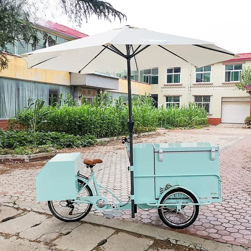 Human pedal tricycle refrigerator car street scene stall ice cream cold drink