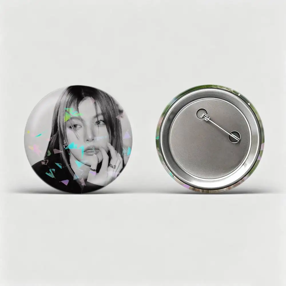 Cute O-Orm Kornnaphat Custom Tinplate Round Button Badge Pins Brooches