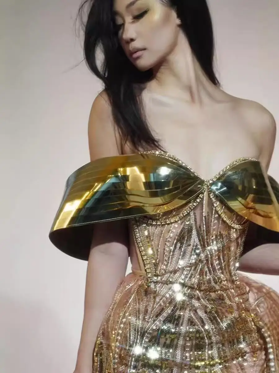 

Luxury Diamonds Sequins See Thourgh Birthday Gown Sexy Off Shoulder Performance Singer Costume Flashing Gold Long Party Dress