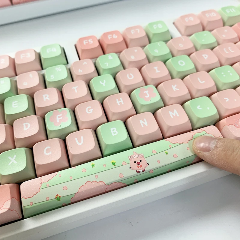 Imagem -02 - Cute Bear Theme Keycap Grupo Tampão de Teclado Rosa Anime para Menina Perfil Xda Presente de Teclado Mecânico 130key Pbt Personalizado