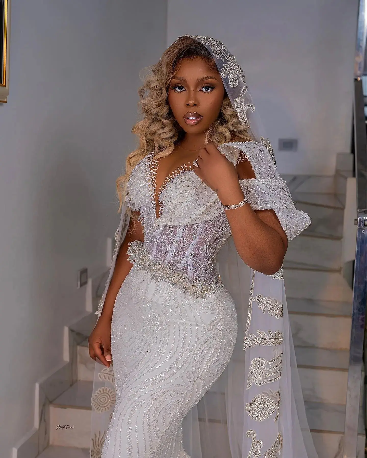 Stunning White Beaded Lace African Wedding Gown Bridal Dresses Hand Bead Crystal Mermaid Formal Dress Asoebi Wedding Party Dress