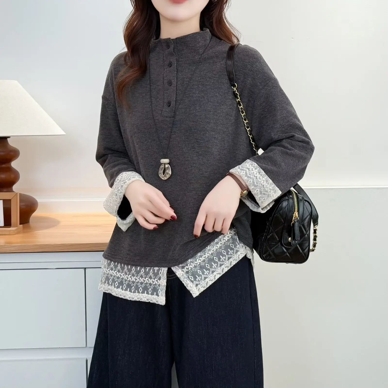 

XXXXL модная женская одежда больших размеров, футболка, новый зимний стиль, стильный дизайн, кружевной лоскутный топ с начесом, теплый топ с длинными рукавами 836