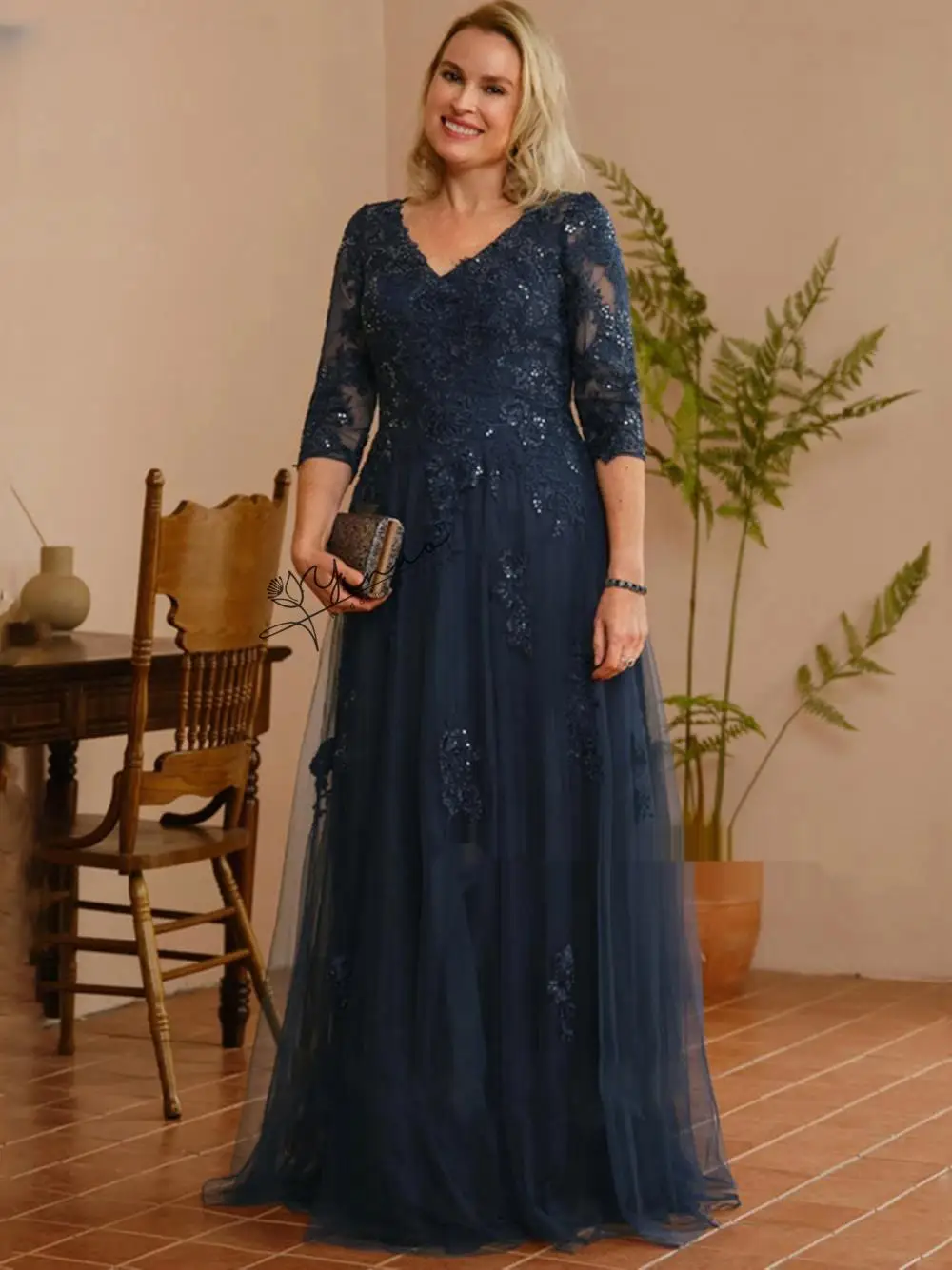

customized V-neck 3/4 Sleeve Mother Of The Bride Dresses For Weddings 2025 Customized Glitter Lace Appliques Groom Mother Evenin