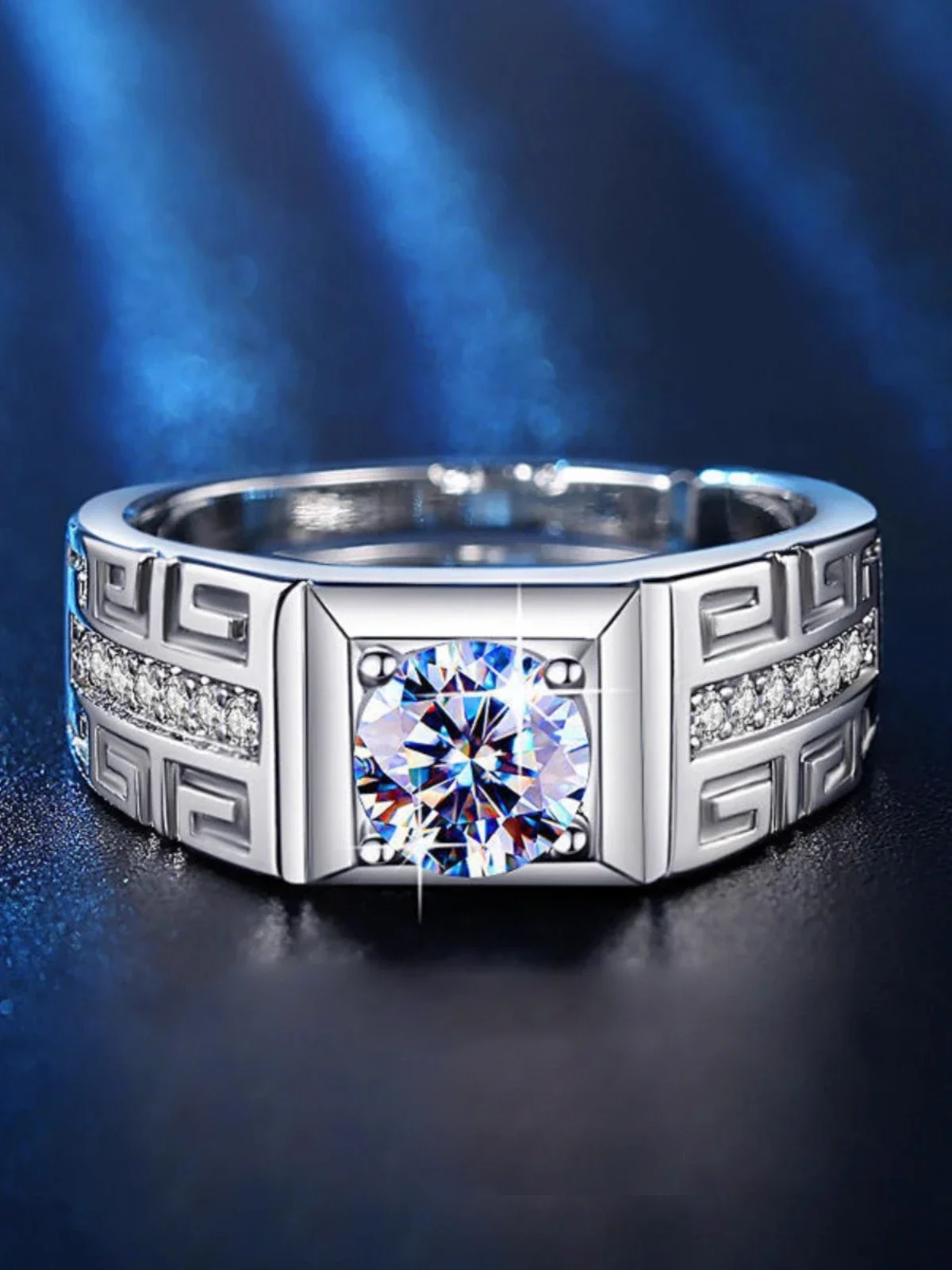 New Silver Color 1 Carat Men Women Simulated Diamond Ring Never Fade White Luxury Small and Popular Gothic Jewelry