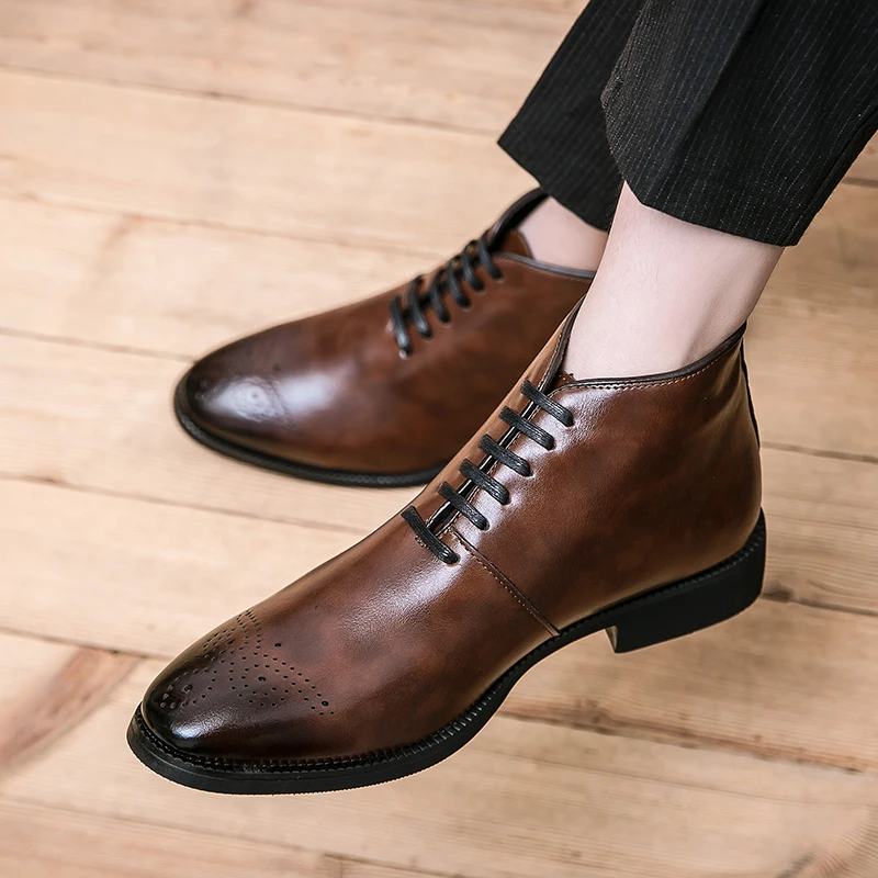 Men Perforated Detail Lace-up Front Dress Boots Business Office Dress Shoes