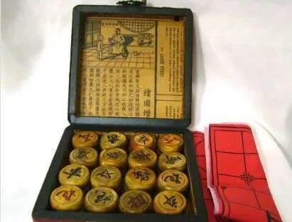 Wholesale cheap FAMOUS CHINESE OLD RED Dragon phoenix BOX WITH WHOLE SET CHESS