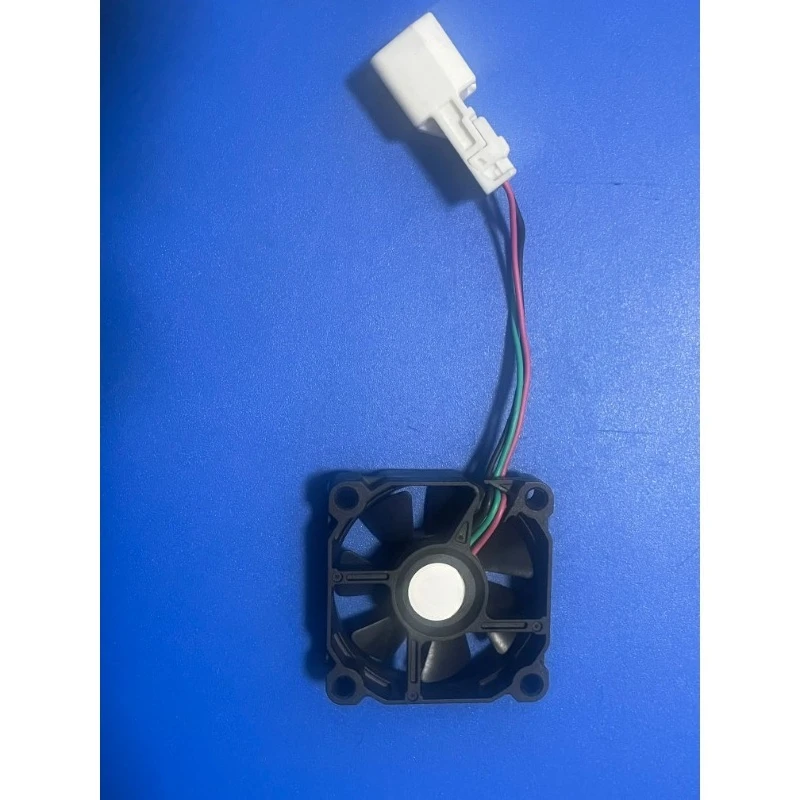 

Вентилятор охлаждения линз автомобильных фар UDQF5JC12CSL 5V 0.11A 5015, 1 шт.