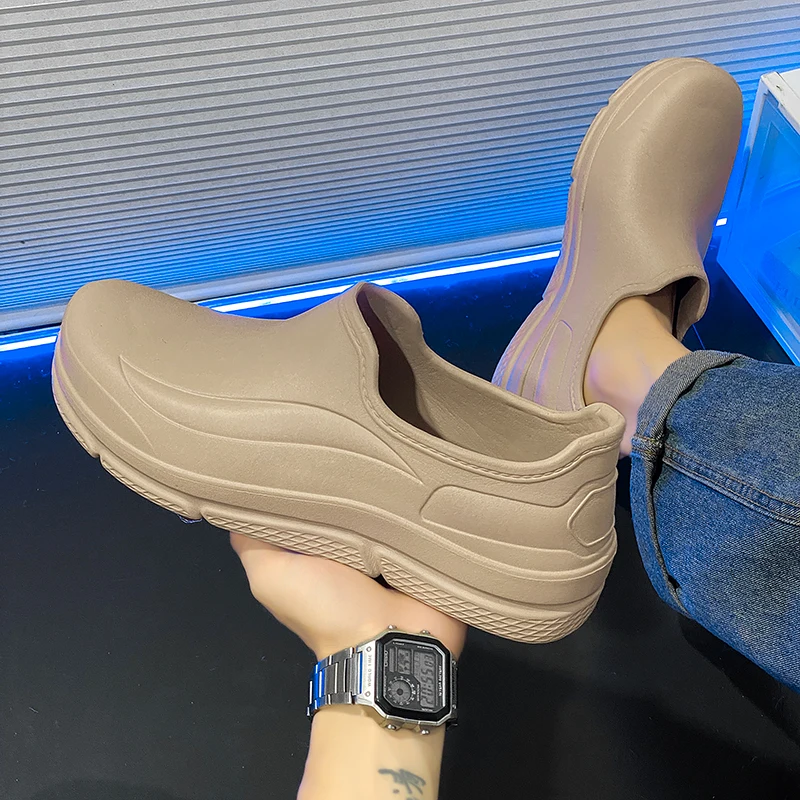 Unisex Einteilige EVA Vollständig Wasserdichte und Ölbeständige Slip-On Kochschuhe, Rutschfeste Dickbesohlte Multifunktionale Arbeitssandalen für Re – Detail 5