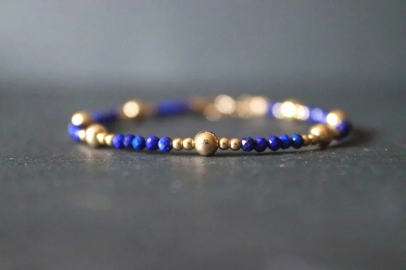 Lapis Lazuli Bracelet, Women's gemstone Crystal beaded bracelet, Lapis Lazuli jewelry