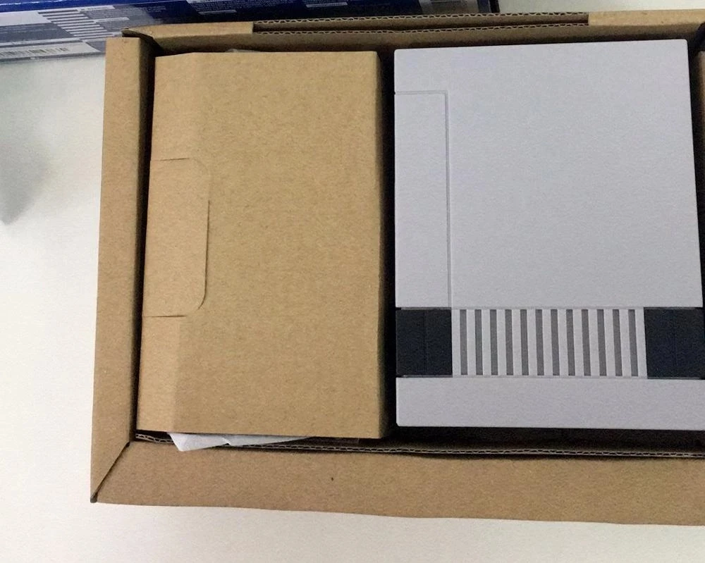 مخرج N-30 فائق الدقة لمشغل ألعاب الفيديو المحمول SNES Retro Classic يمكن حفظها ويمكن إضافة لعبة مدمجة 30 لعبة لوحة ألعاب