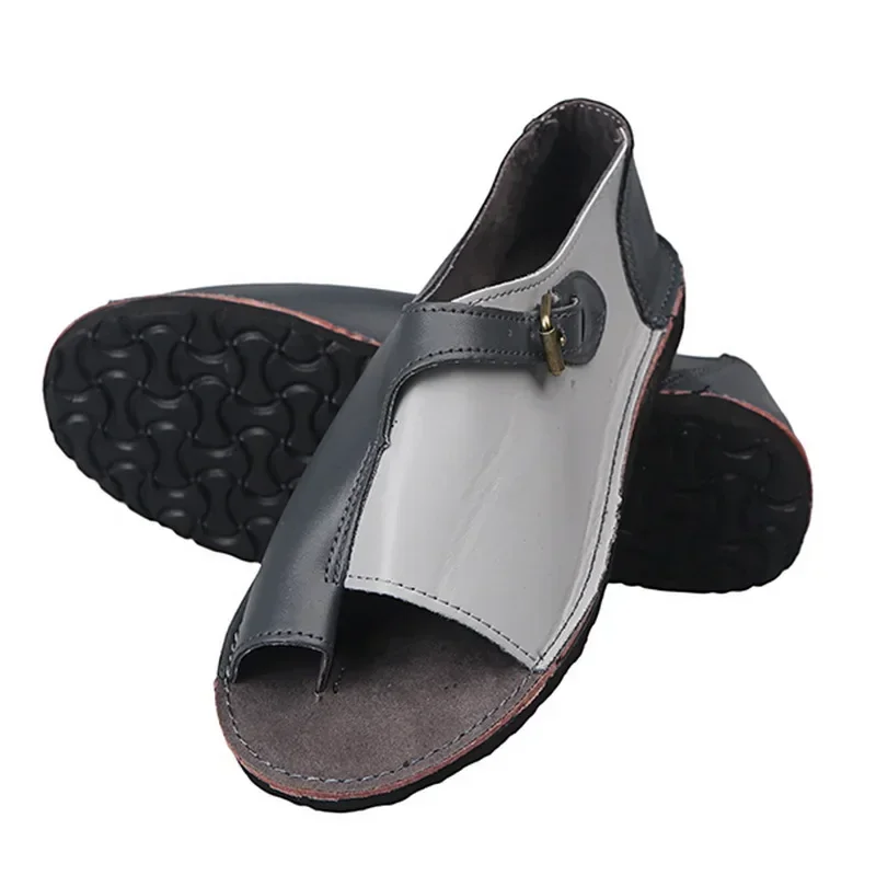 Klamra Slip Toe Płaskie sandały dla kobiet Casual Shoes Casual Summer Cover Heel Beach Shoe Sandales Plates Plus Size 43.