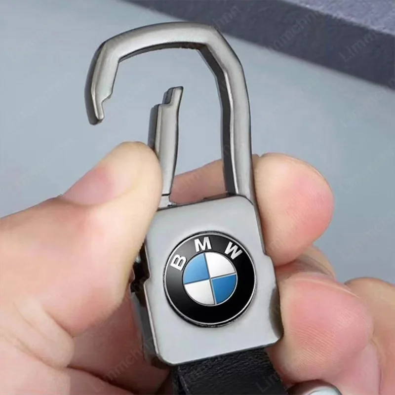 Metal And Leather Car Logo Key Chain Car Emblem Keyring Accessories For BMW E46 E90 E60 F10 F30 E39 E36 F20 E87 F20 F40 E88 320