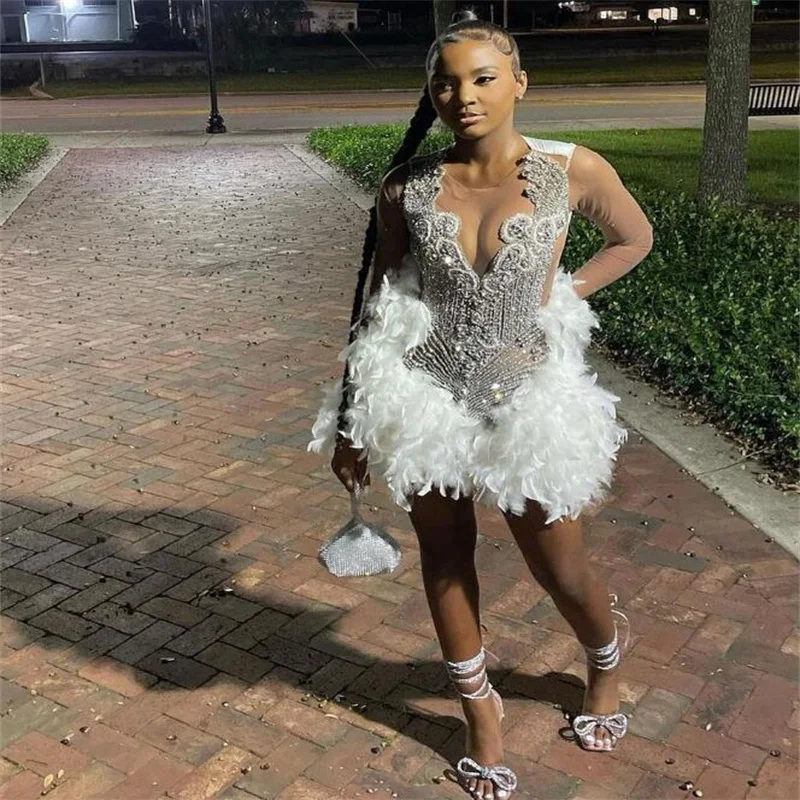 

Luxury Short Feather Prom Dress For Black Girls White Aso Ebie Cocktail Party Dress Crystal Beaded African Birthday Customized