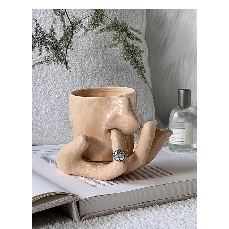 Mug Coffee Cup Creative Personality Fun Nose Picking Ceramic Cup Home Decoration Teasing Friends Birthday Gift Wedding Gift