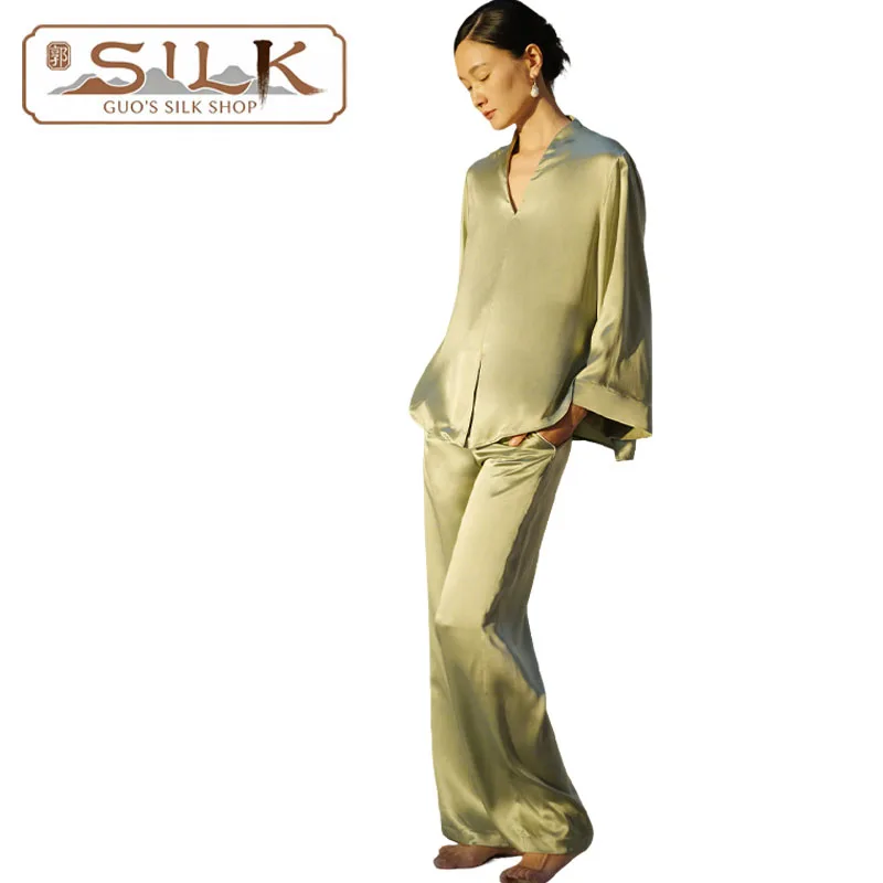 

Natural Silk Women's Suit - Long-Sleeved T-shirt and Pants Set - 2 Pieces - Comfortable and High-End Women's Clothing