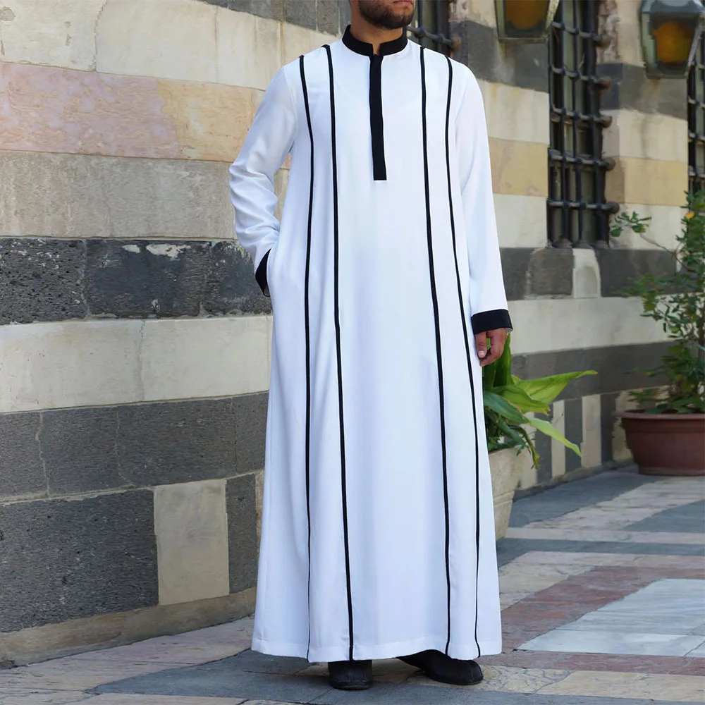 

Men's new style long-sleeved spliced robe loose dress robe Z447
