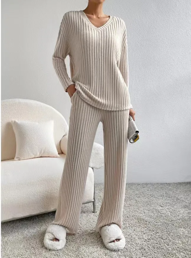 Women\'s autumn winter knitted cotton suit solid color home clothes loose long-sleeved casual V-neck top trousers two-piece set