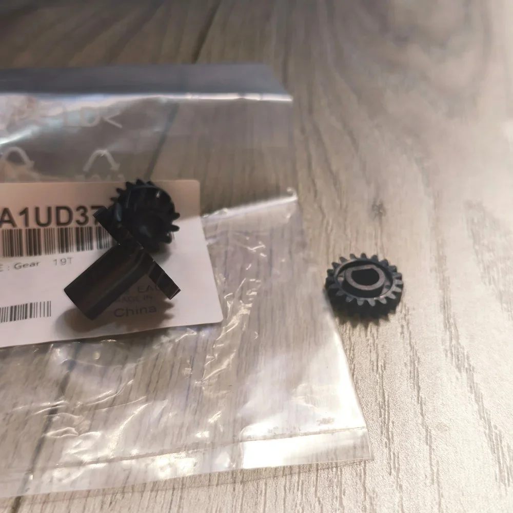 

10X A1UD371000 A1UD370900 4163522401 Развивающий блок (Developer Gear) для Konica Minolta bizhub 223 283 363 423 7828