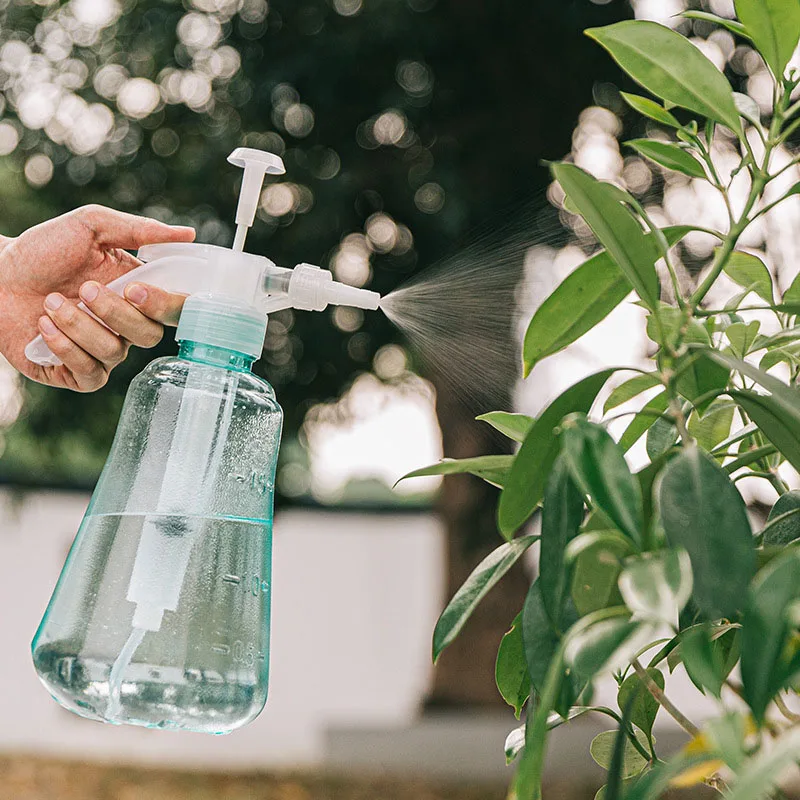 

1PC Gardeners Use Flower Sprayer To Water Flowers Water Cleaning Special Water Bottle Flower Disinfection Sprayer