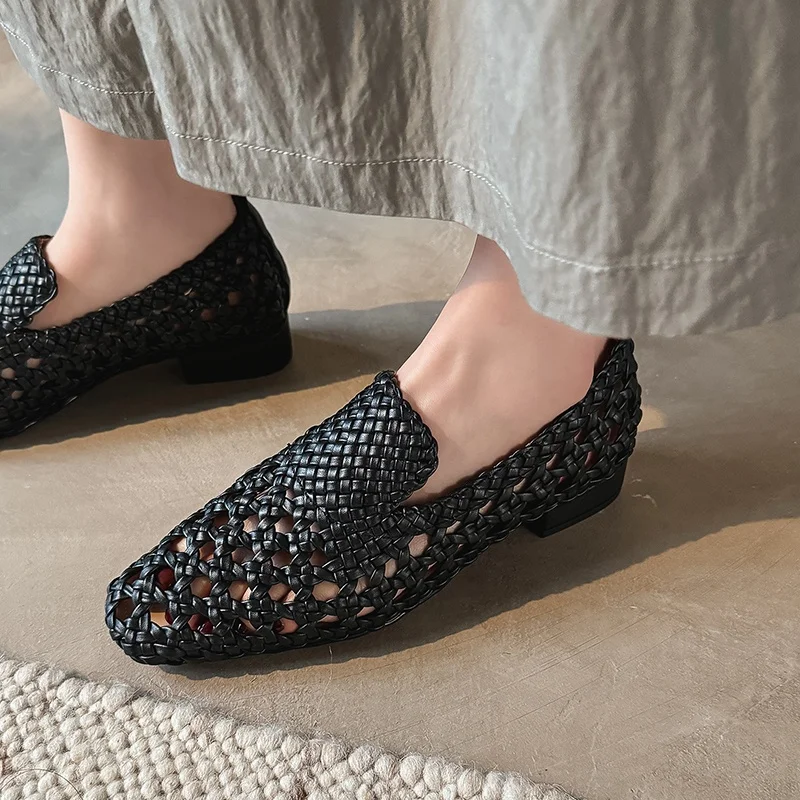 2026 Fashion Hot Sale Genuine Leather Braided Sandals Women Low Heel Breathable Summer Loafers Sandals Female Leisure Pumps view 5