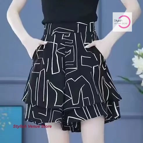 

Korean style new chiffon skirt pants female Joker thin western-style short skirt summer new loose belly cover high-end shorts.