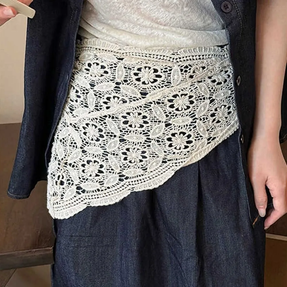 

Lace Design Fake Collar Scarf Triangle Shape All-match Style Triangle Scarf Summer Fabric Simple Flower Lace Scarf Hip Accessory