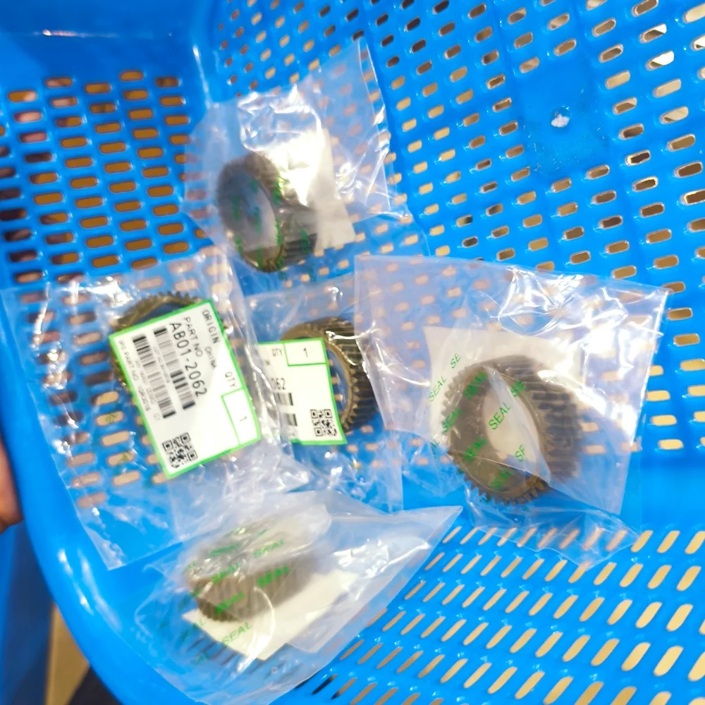 

20Pcs Long Life AB01-2062 Upper Roller Gear for Ricoh 2060 2075 6001 6002 8000 8001 7001 7002 5500 6000 6500 7000 7500 7502