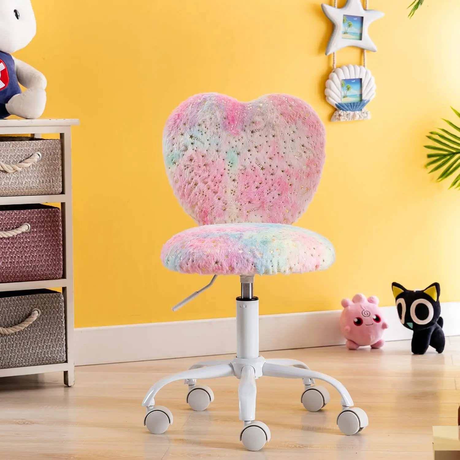 Small Kids Chair, Cute Heart Girls Desk Chair, Rolling Study Chair Furry Pink Computer Chair, Faux Fur Swivel Vanity Chair