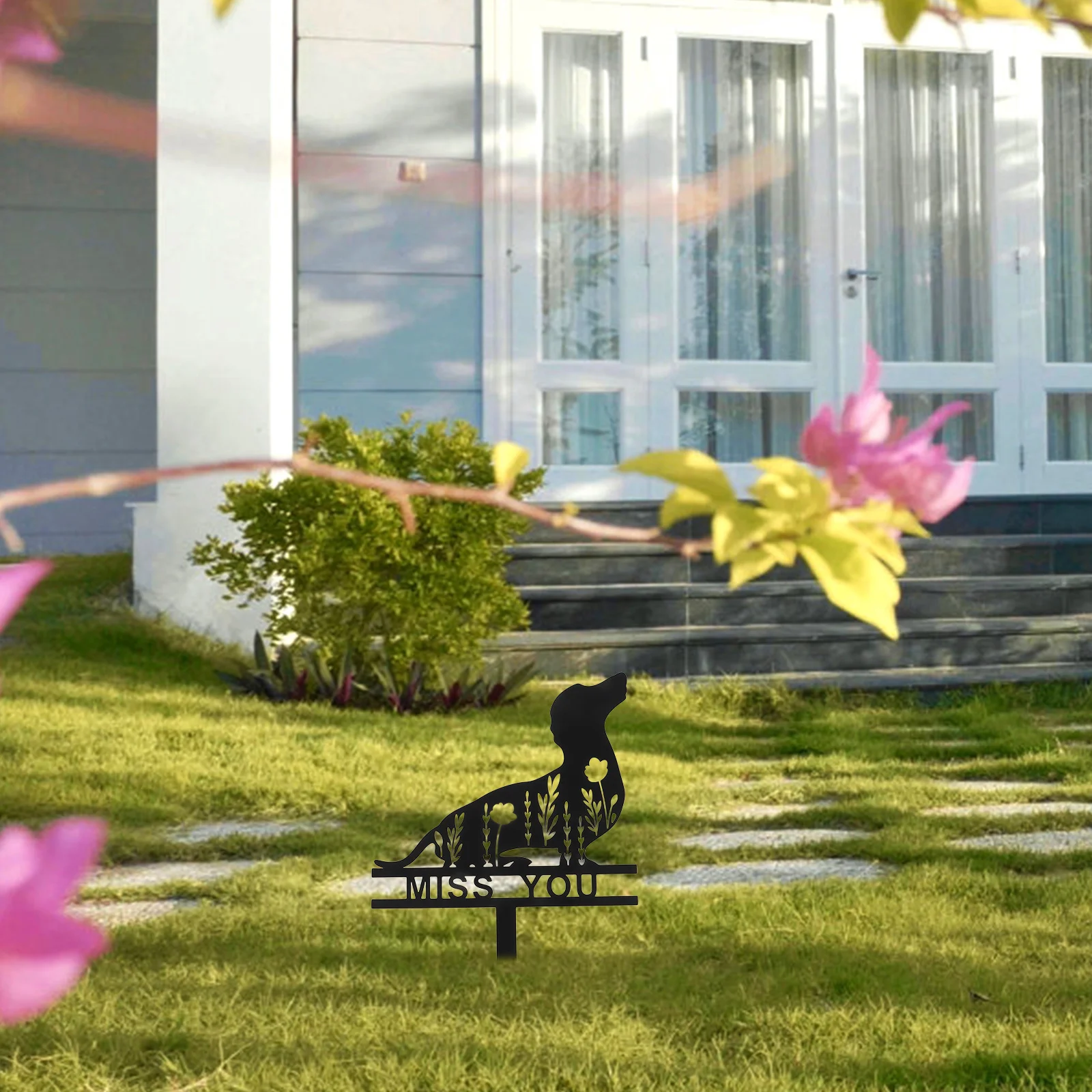 

Dachshund Dog Metal Decorative Garden Lawn Ornament Yard Art Dachshund Dog Stake Metal Animals Outdoor Decor Yard Sign Garden