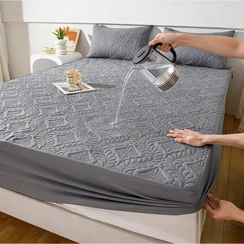 TPU Layer Waterproof Quilted Queen Mattress Cover , Antibacterial Fiber Fill Elastic Band Fitted Sheet,  A-Class Health Standard