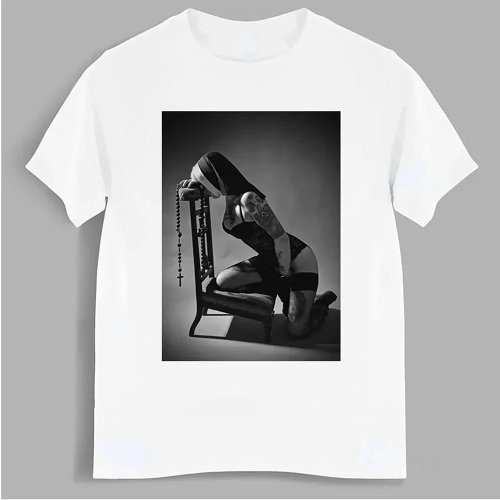 Summer Nun Nun Smokes Print TShirt Distinctive Play Bowling Women Hipster Tees Casual Streetwear Unisex Men T-shirts Clothing