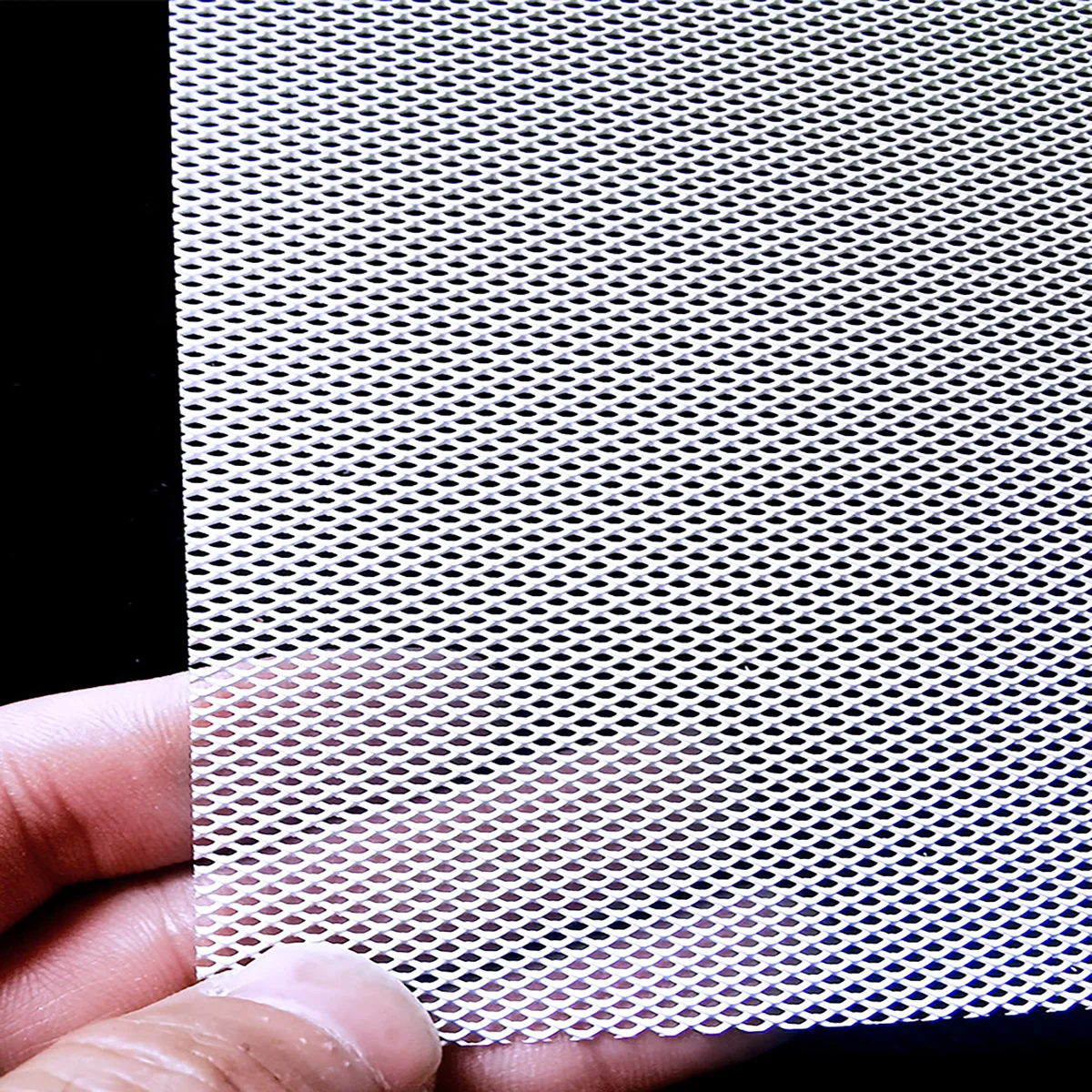 Plastic‑Coated Aluminum Expanded Mesh Sheet Easy to Cut & Shape DIY Filter Protective Mesh for Ventilation Guard
