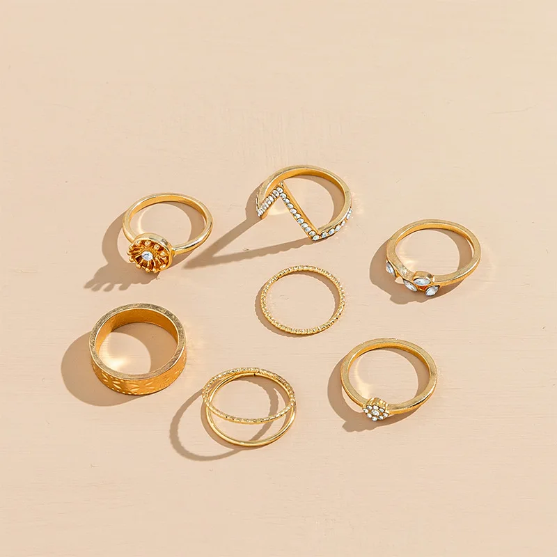 Crown full of letters ring design sense niche light luxury cross-border e-commerce inlaid broken diamond leaf flower ring 7 piec