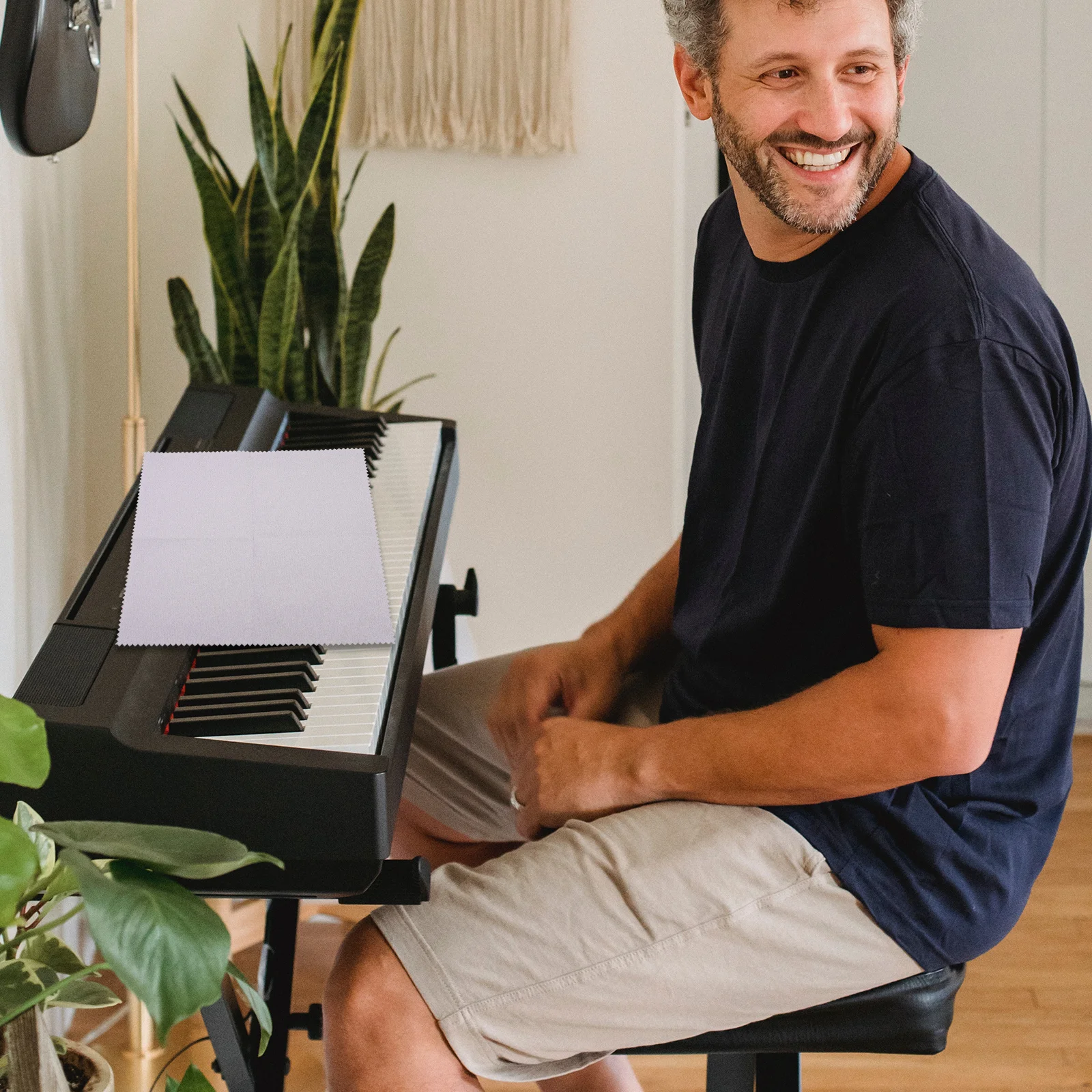 

3Pcs Musical Instrument Wipes Supple Non-Linting Scratch-Resistant Cleaning Cloths Reusable Durable Light Grey