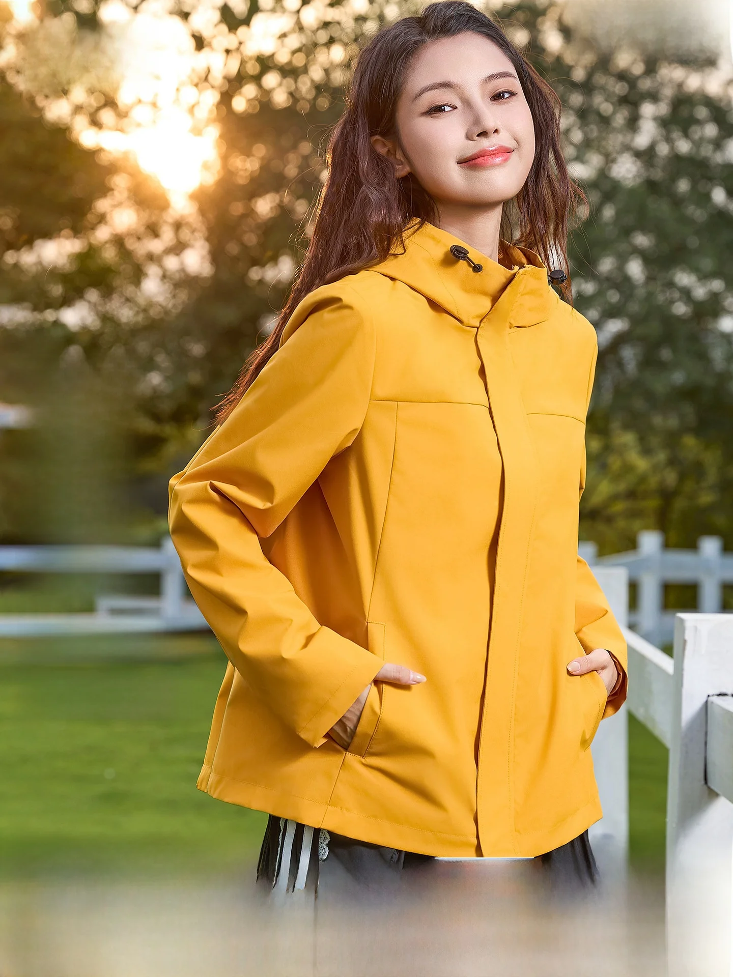 

Women's Outdoor Hooded Jacket Snow Proof Polyester Fiber Long Sleeve Short Coat Spring Early Fashion Workwear Utility