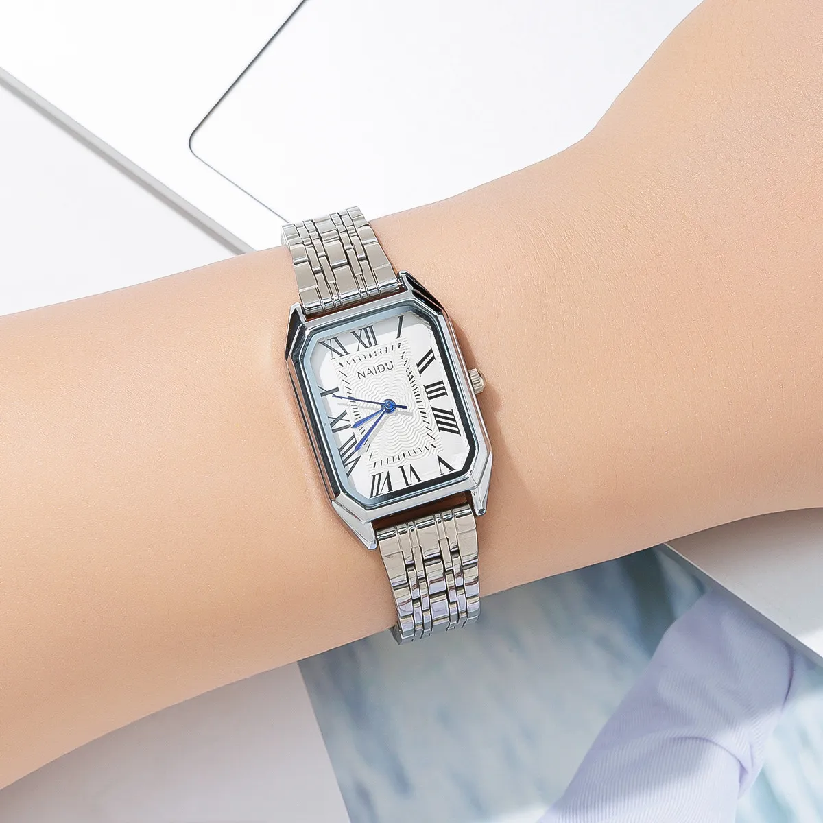 fashion rectangle Roman scale dial women steel watch