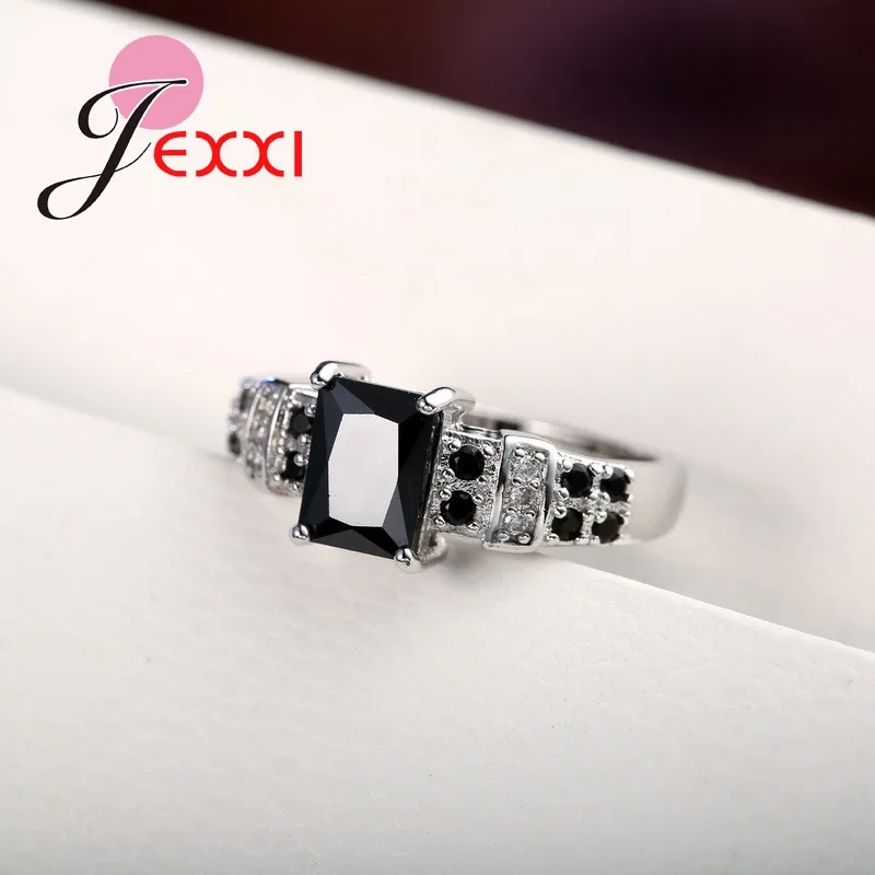 925 Sterling Silver Ring Mysterious And Cool Style Sparkling Black Stone Crystal For Lady Women Man Dressup Party Halloween