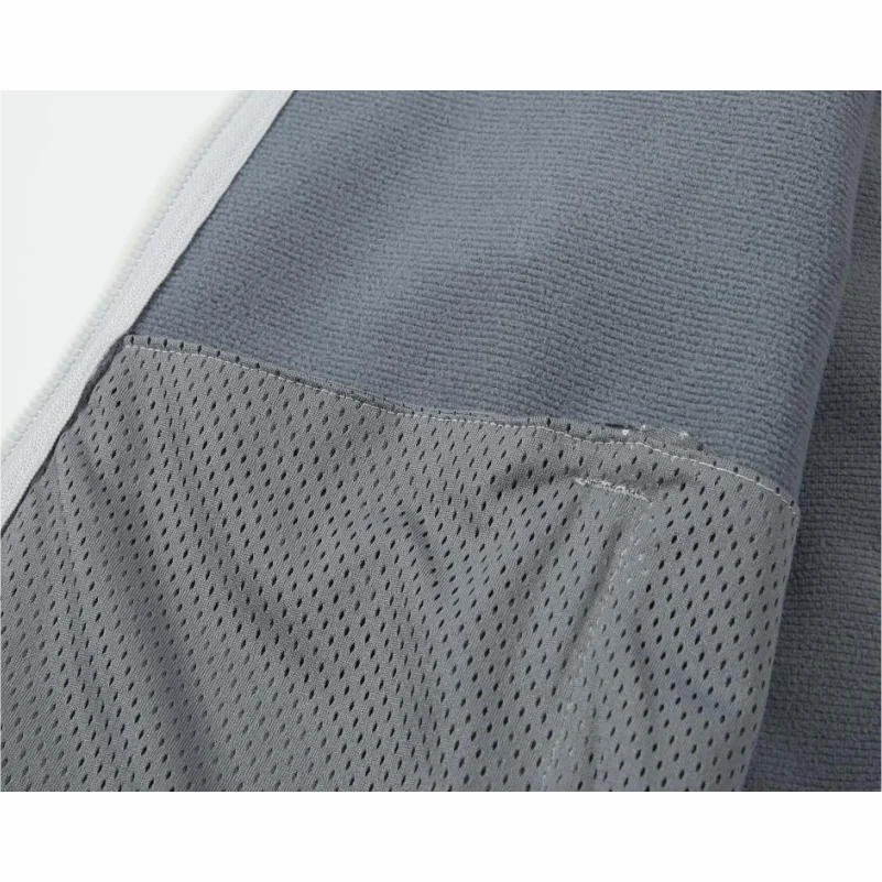 سترات ذات قشرة ناعمة للرجال والنساء سترة بغطاء للرأس سميكة مقاومة للرياح سترات بسحاب معاطف قابلة للتخصيص مطبوعة مطرزة نص خارجي