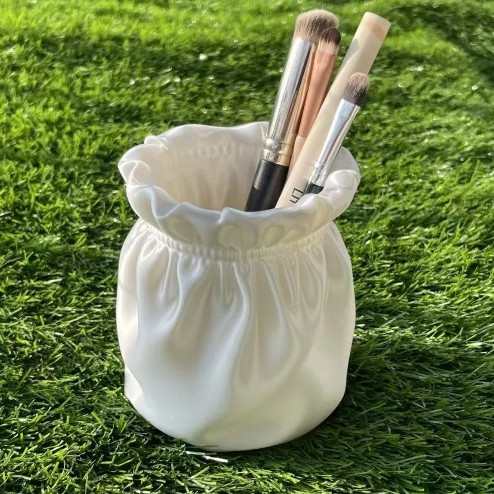 3D Printed Desktop Organizer Bucket Satin Texture Silk Texture Pen Holder Luxury Soft Pink Storage Container Desk Decor