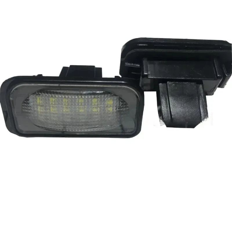 Para Clase C W203 4D C230 C240 C280, 2000-2007 para ANGRONG 18 SMD LED blanco lámpara de luz de placa de matrícula 6000K Uiz