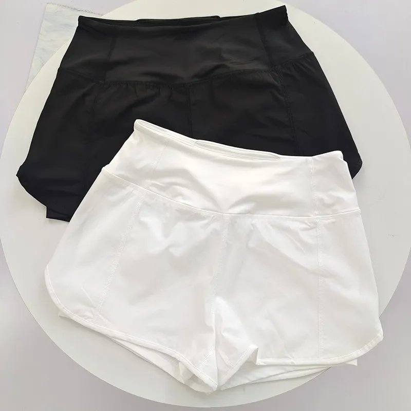 Women Sports Shorts with Pockets Running 3 Points Shorts Slim Legs Quick Dry Anti Chafing Yoga Shorts