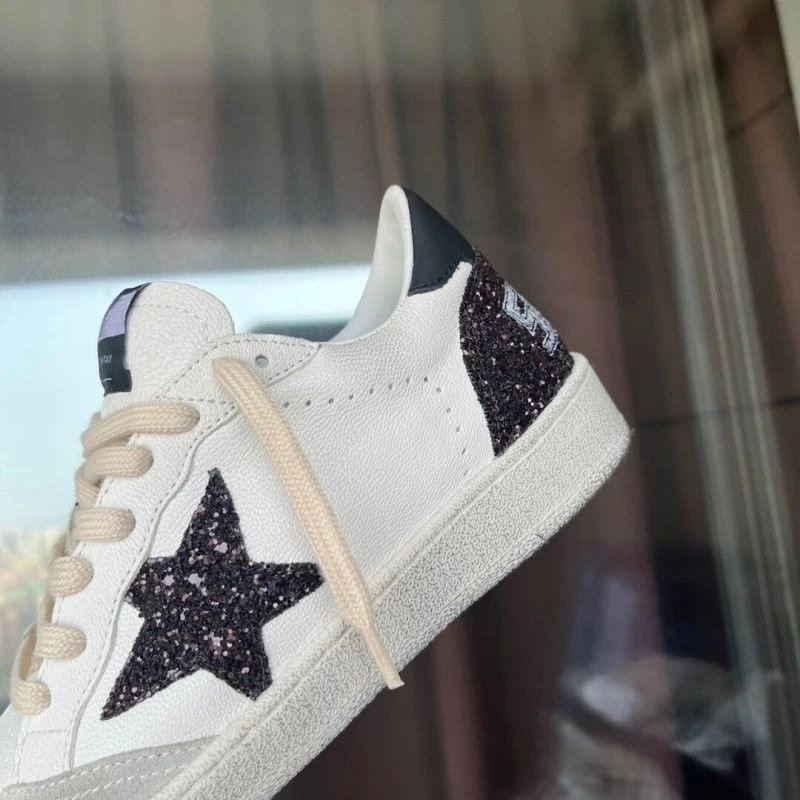 2025 خريف جديد ستار خمر الأحذية القذرة، الترتر المرقعة جلد طبيعي، أحذية رياضية نسائية كاجوال، أحذية بيضاء قذرة