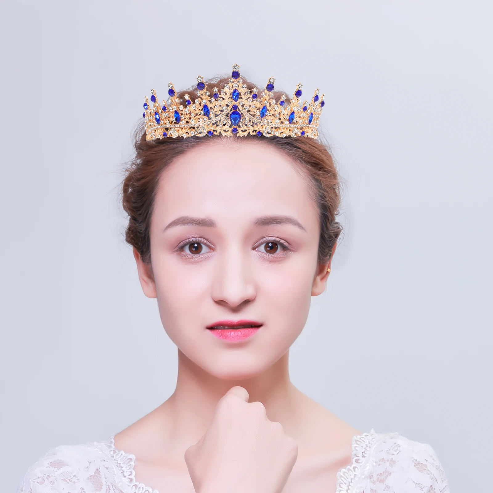 

Baroque Tiara Crown Hair Accessory Crystal Rhinestone Bridal Headband Vintage Wedding Headbands Durability Zinc Alloy