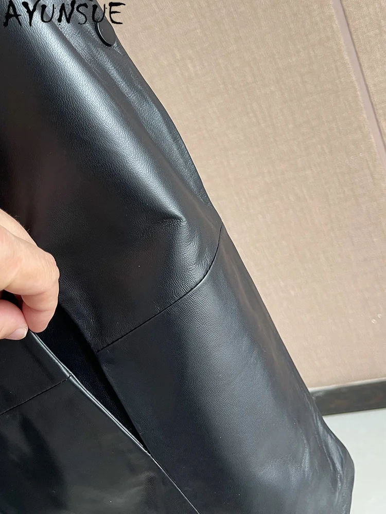 AYUNSUE 100% 정품 양피 조끼 자켓 여성 v 넥 느슨한 민소매 가죽 자켓 여성 의류 2025 가을 Abrigo Mujer