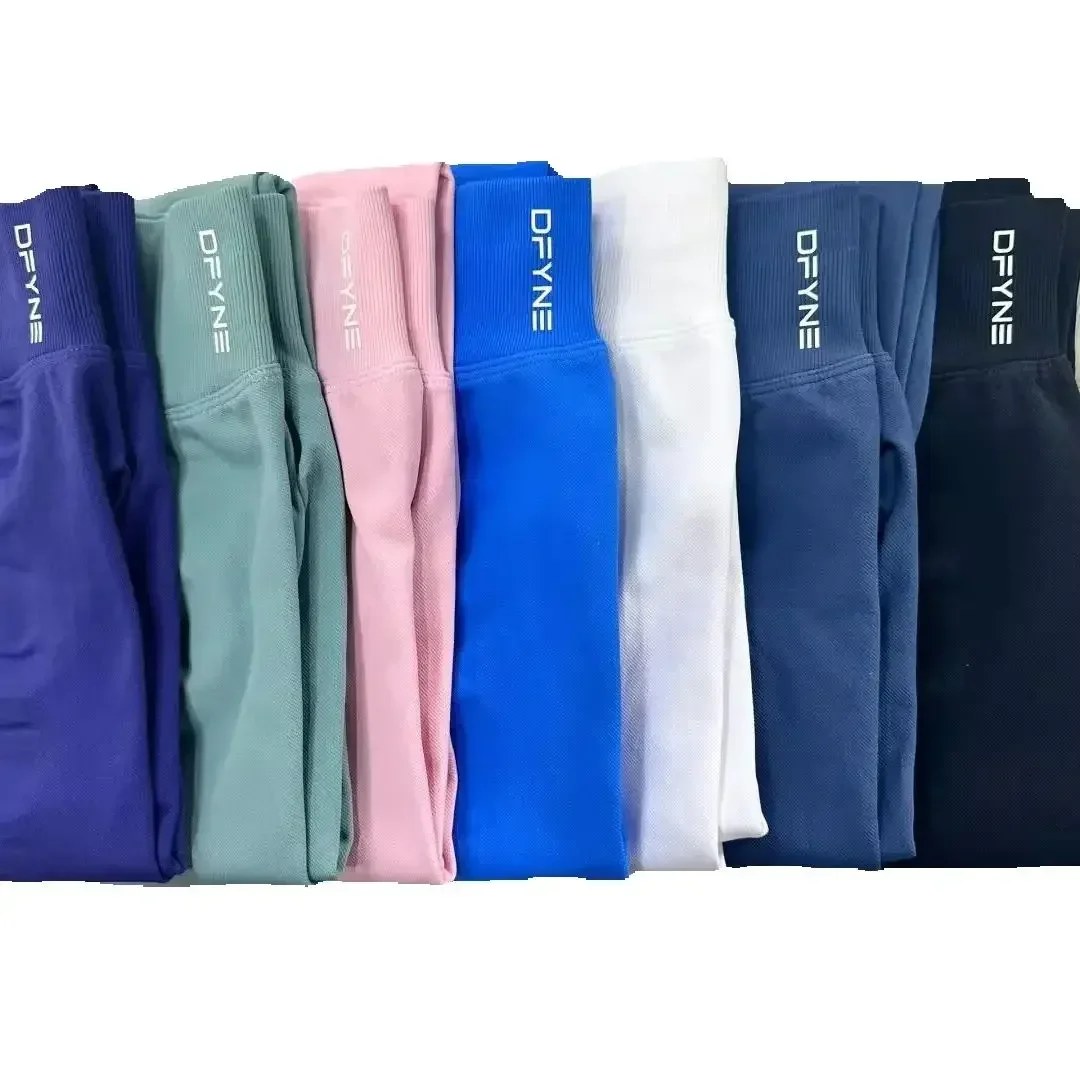 مع شعار تأثير طماق للنساء Scrunch سلس اليوغا يغطي الرجل منخفضة مضلع الفرقة الصالة الرياضية السراويل عالية بسط اللياقة البدنية الجوارب