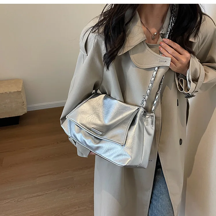 2024 New Leisure Soft Face Large Capacity Bag Popular Women\'s Versatile Chain Underarm Bag Popular One Shoulder Crossbody Bag