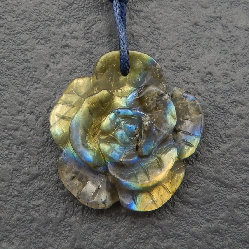 

Wholesale,Natural Labradorite gemstone Carved Flower Fashion Pendant Bead26x5mm4.7g